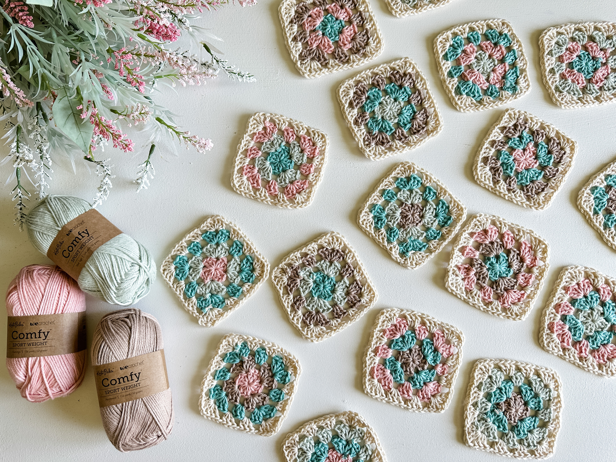 A Modern Guide to Granny Squares BOOK REVIEW - MUST HAVE REFERENCE